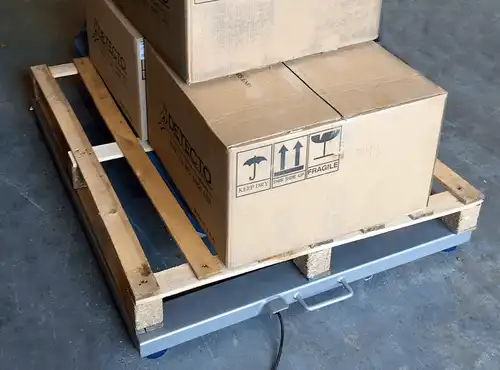 Transportable u shaped scale for weighing pallets