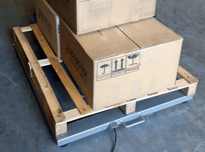 Transportable u shaped scale for weighing pallets